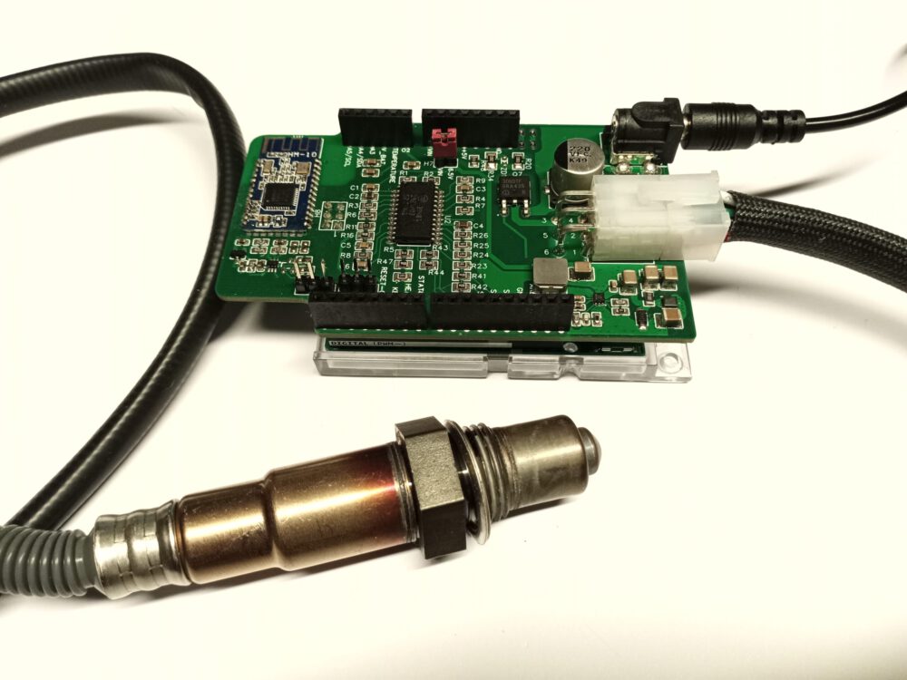 Wideband lambda sensor control shield for Arduino, with integrated